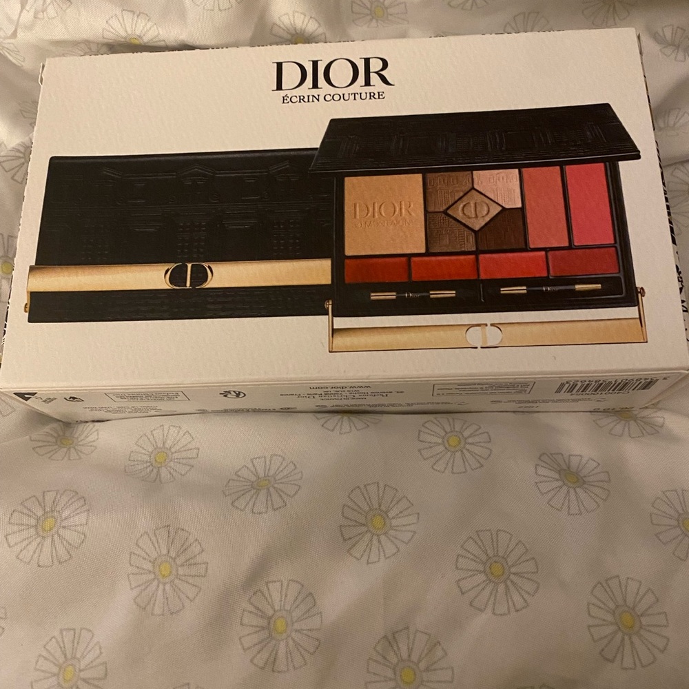Dior Ecrin Couture makeup palette